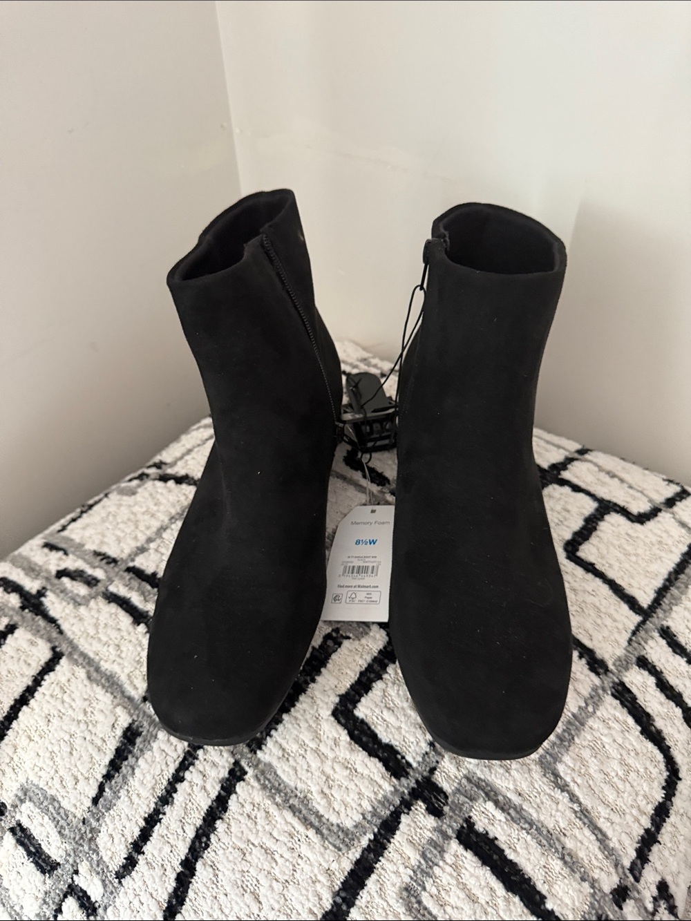 Time and Tru Black Stretch Ankle Booties
